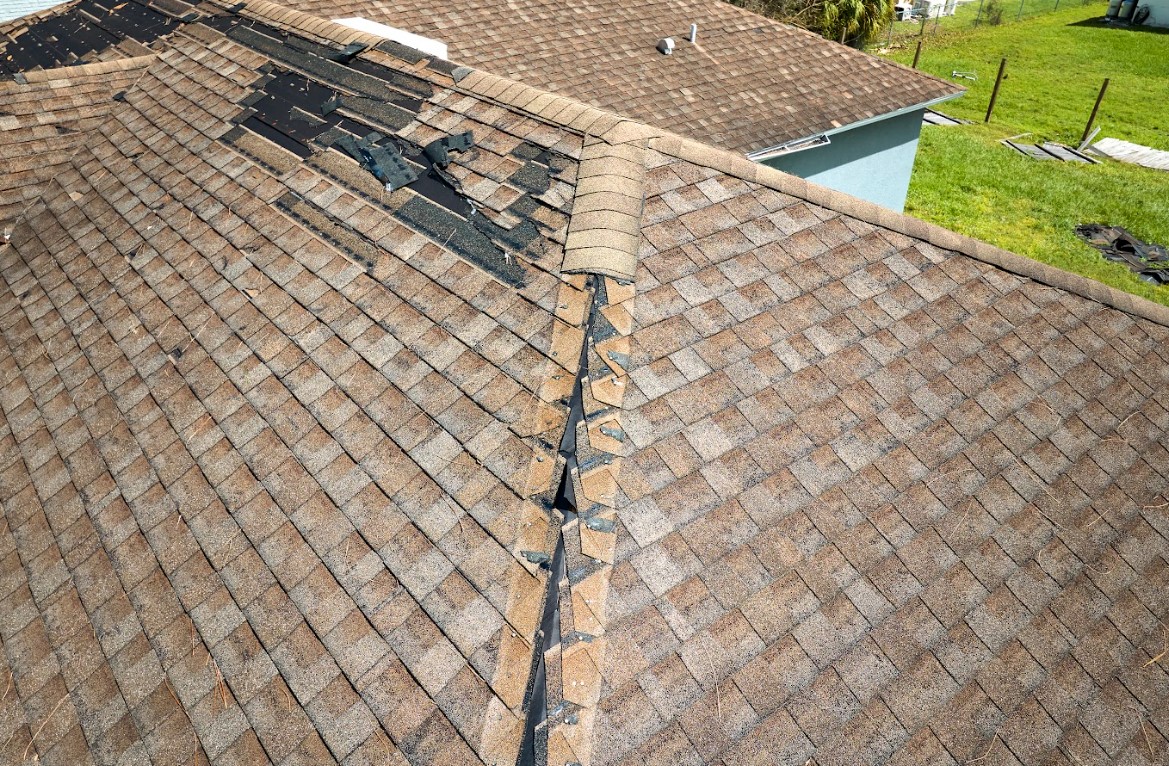 how to deal with storm damage on roof in Lancaster