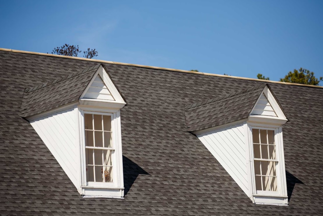asphalt shingle roof